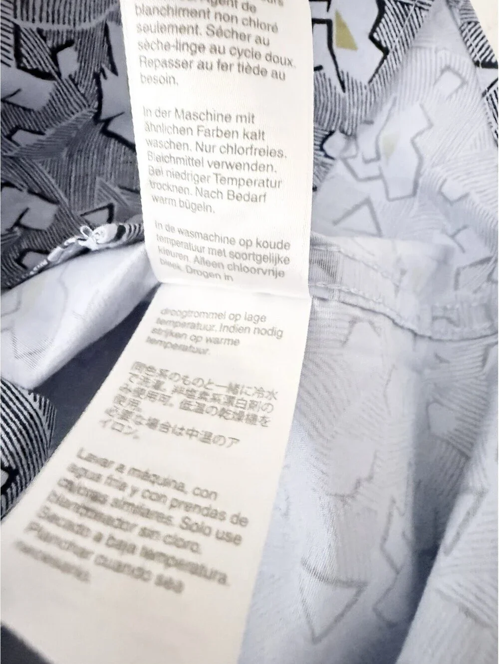 J.Crew Flex Men’s Medium Blue Geometric Print Button Up Stretch Shirt